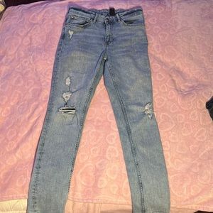 Selling these jeans that are so nice and suitable.